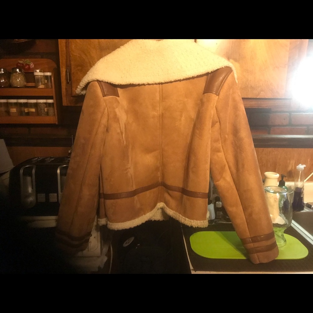 Coat - Picture 2 of 4